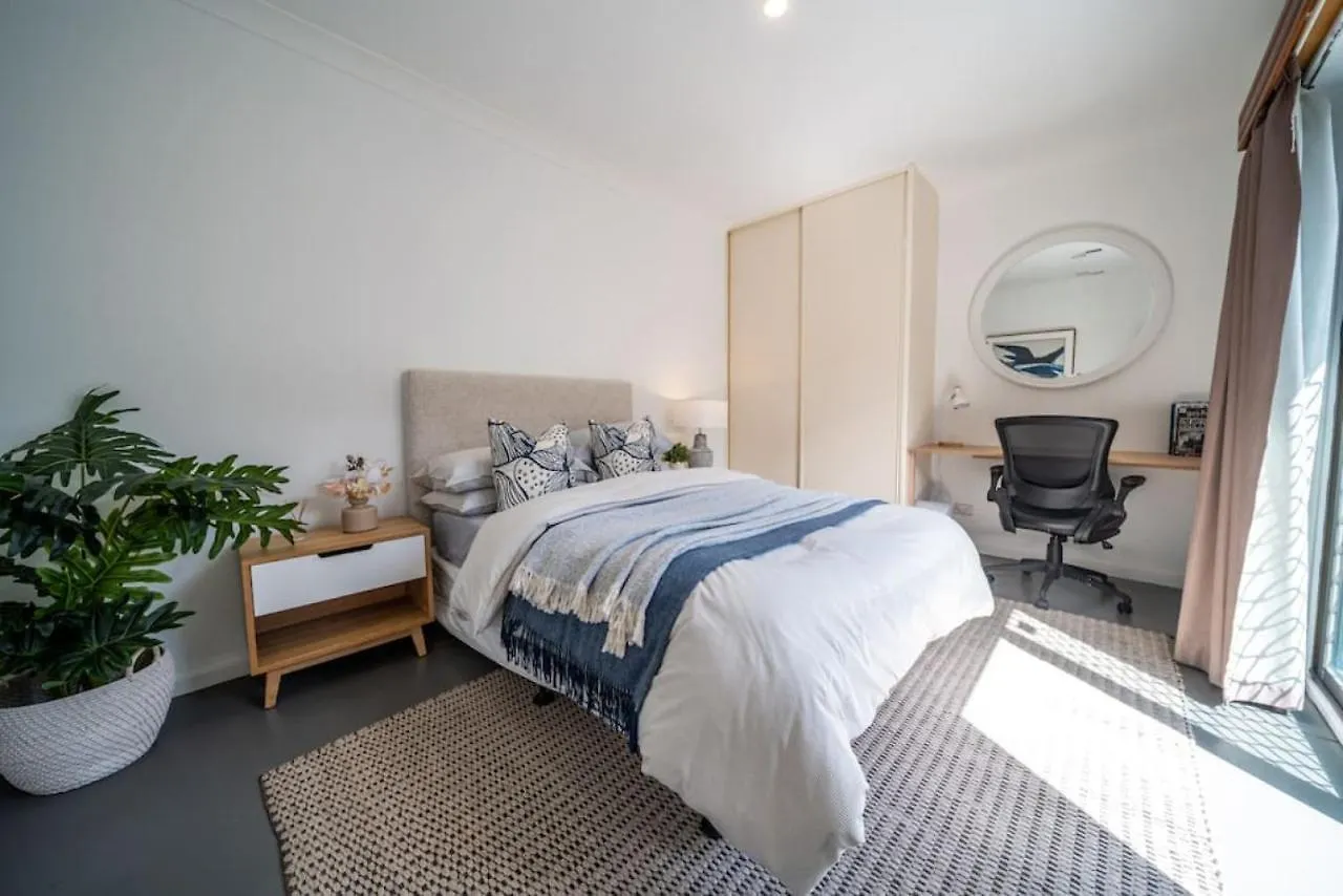 Holiday home La Brisa Waterfront Family Home Beach Wifi Grange Australia